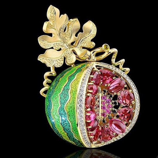 Best Jewelry Online: Watermelon Brooch with Pink Sapphires Online Jewelry