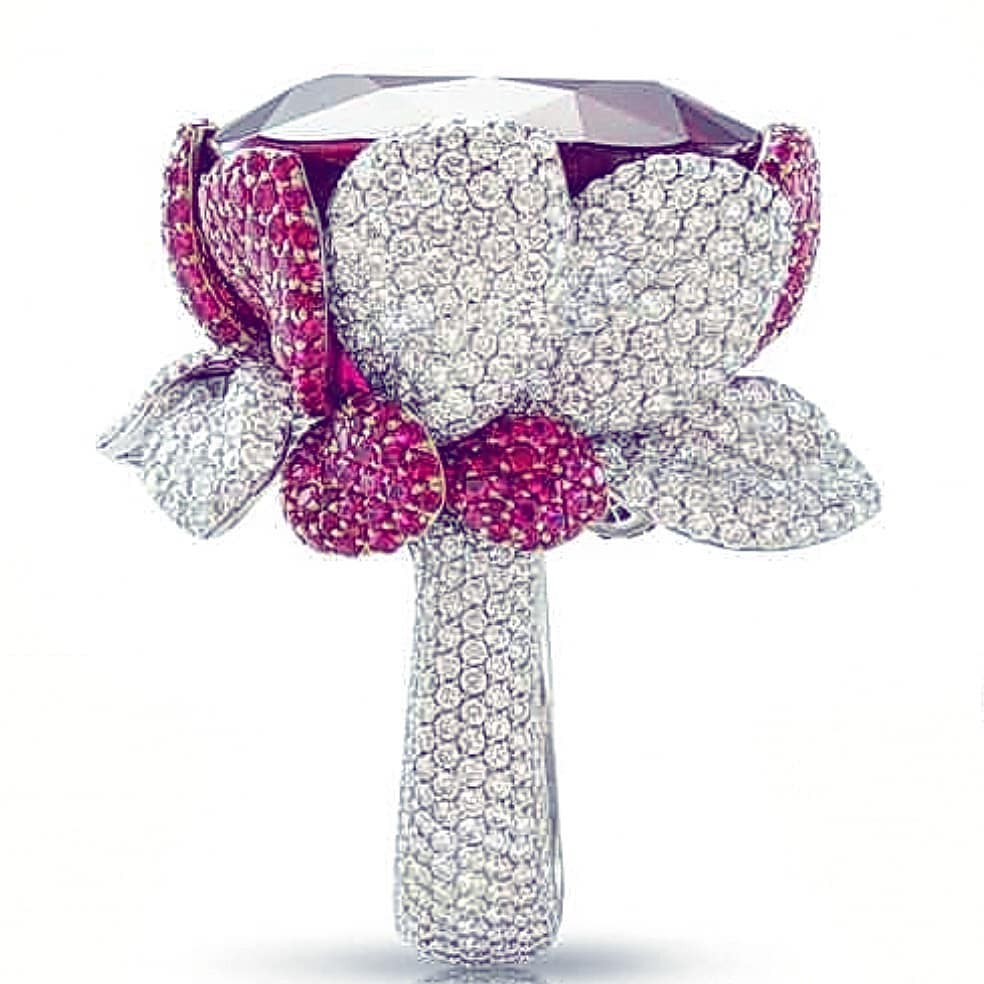 Best Jewelry Online: Glittering Flower Inspired Ring Online Jewelry