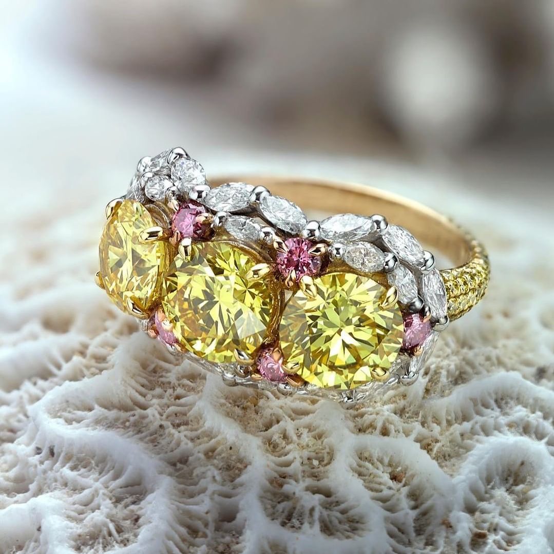 Best Jewelry Online: Yellow Pink and White Diamond Ring in Yellow Gold