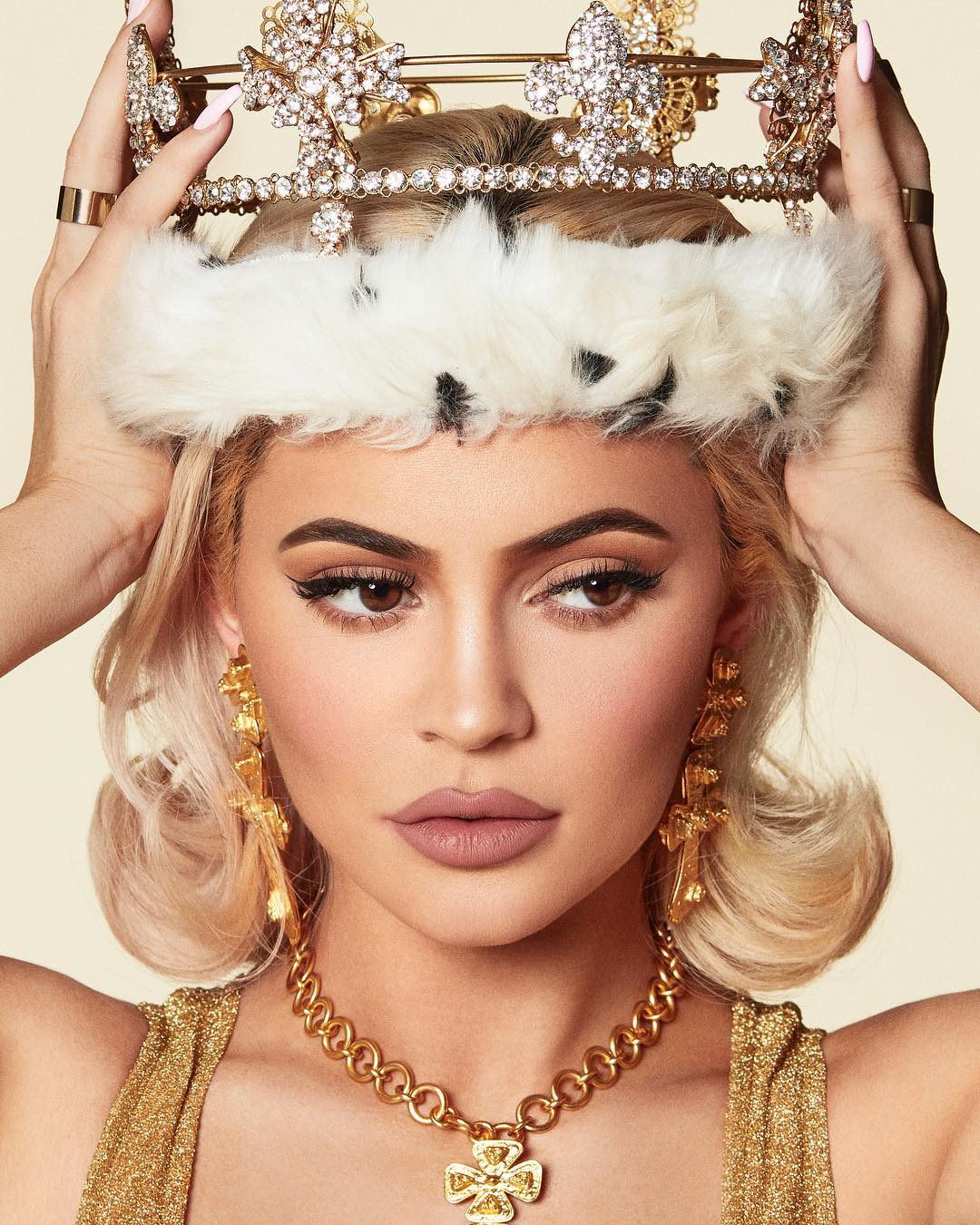 Kylie Jenner Wears A Glittering Rhinestone Crown