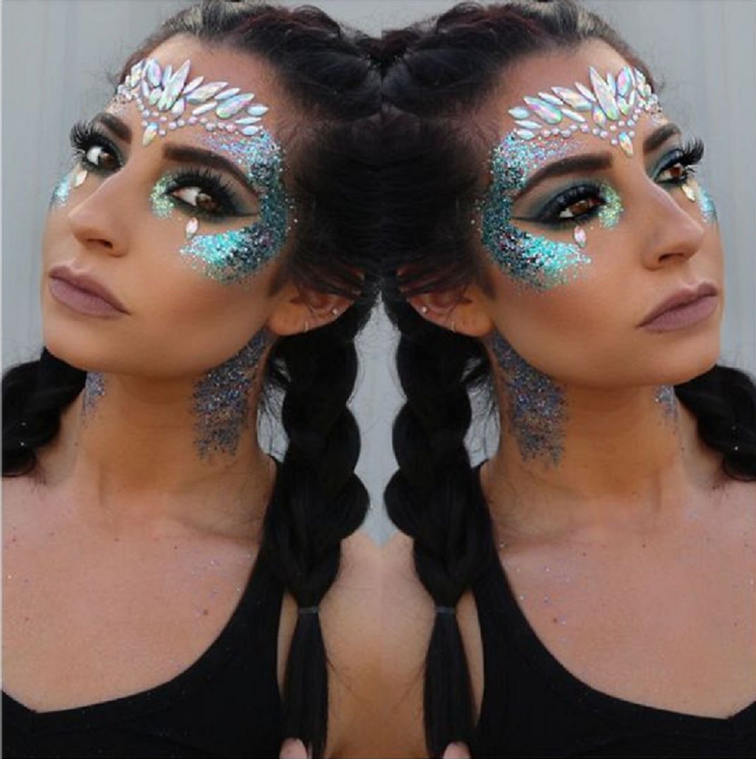 This Rhinestone Makeup Is Perfect For *Any* Party -  Fashion Blog