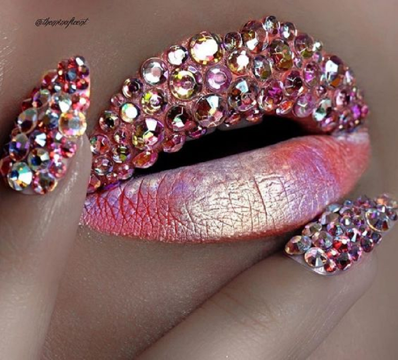 Bling makeup Glittering Rhinestone Lips Stick with Rhinestones Embellished