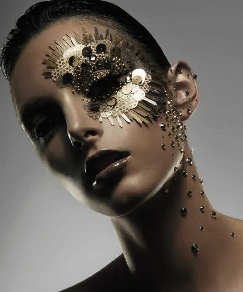 Bling makeup Gold Sequin, Rhinestones and Glittering Dust Around The Eye