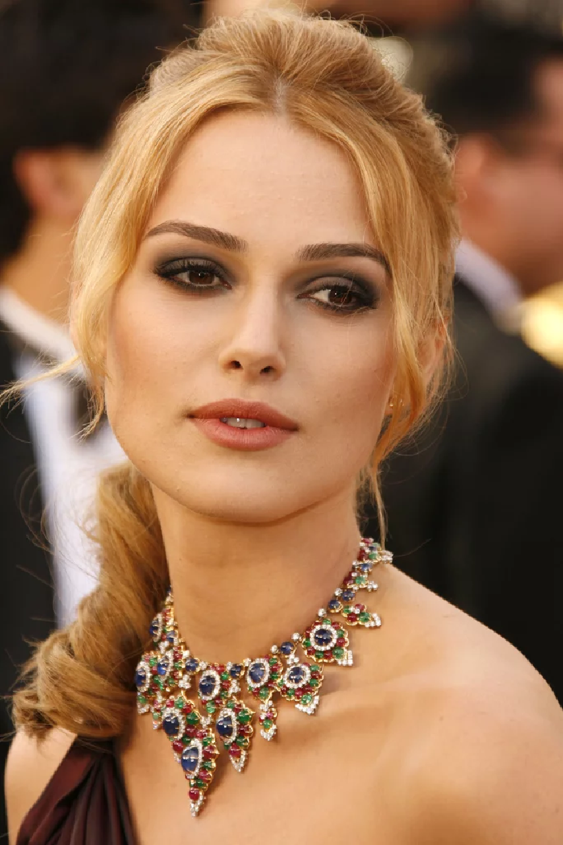 Celebrity Jewelry Keira Knightley Wears a Blue Sapphire Blue Stone with Multi Colour Rhinestones Bulgari necklace