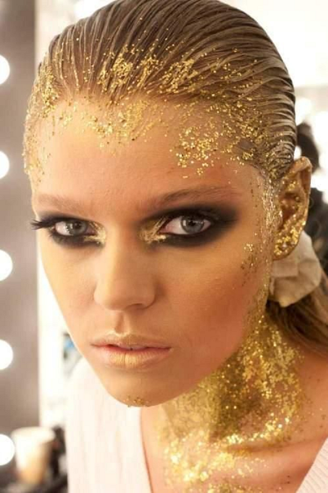 Bling hair accessories Gold Leaf Sprinkled On The Hair and Face As Makeup