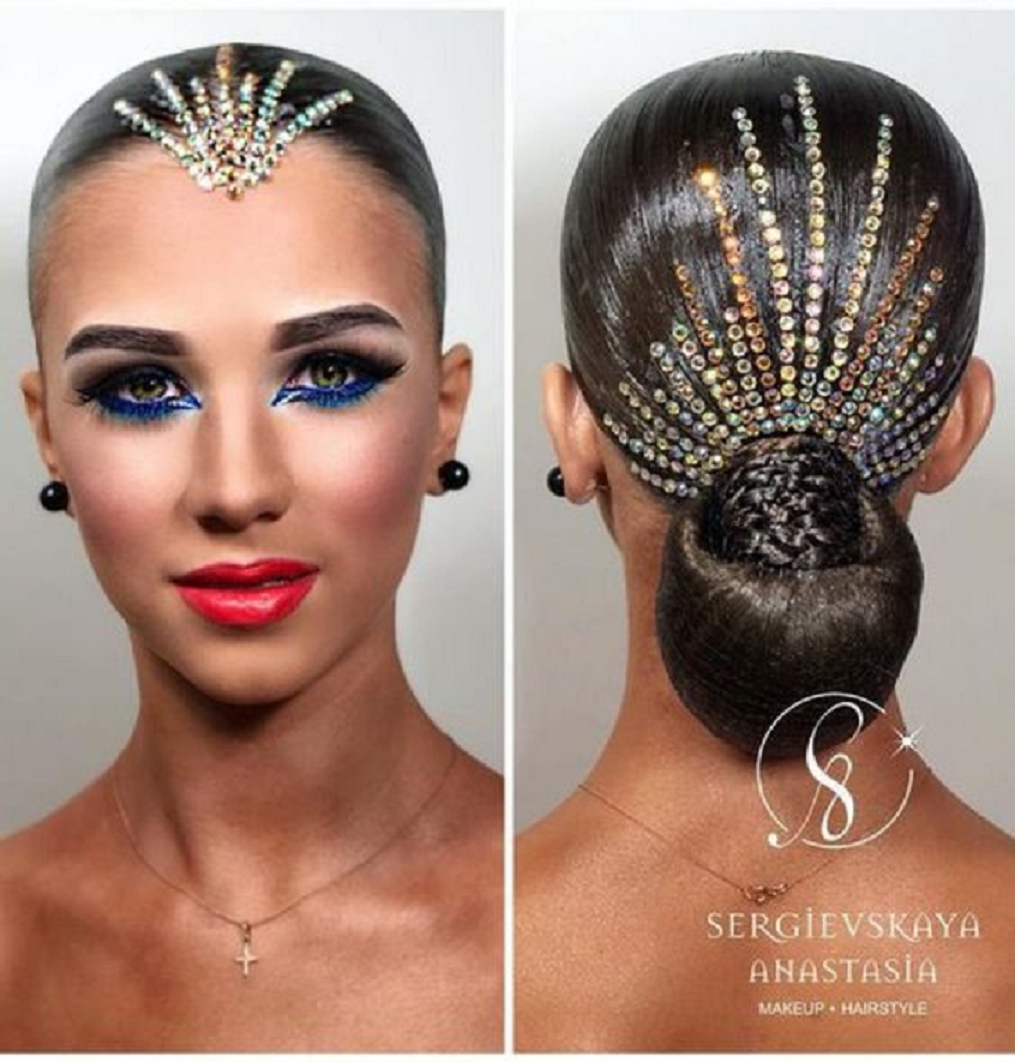 Bling hair accessories Crystal Rhinestones with The Classic Ballroom Hairstyle and On Forehead