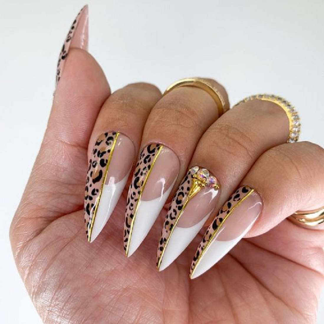 Bling fingernails Fake Long Nails with Animal Print Pattern with Rhinestones