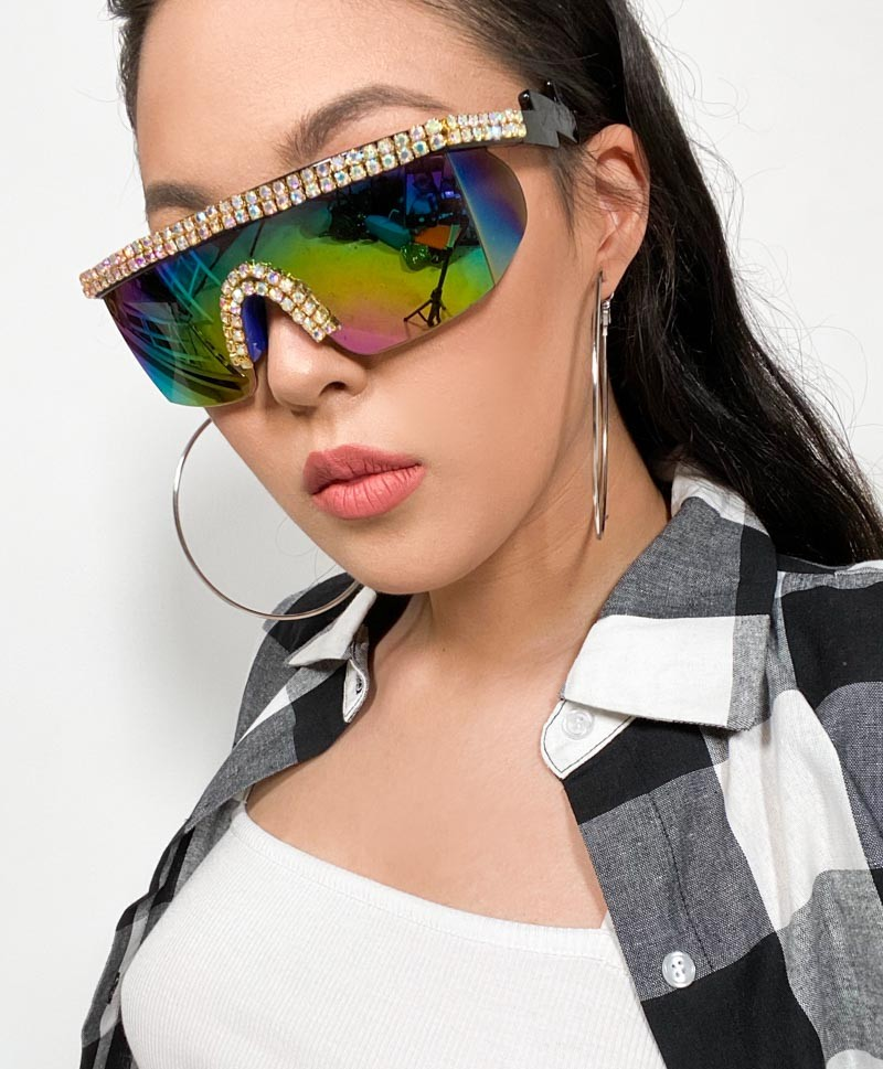 Bling sunglasses The Oculos Hologram Ab Stone Sunglasses Feature an Oversized Fit, Rhinestone Detailing and Reflective Lens