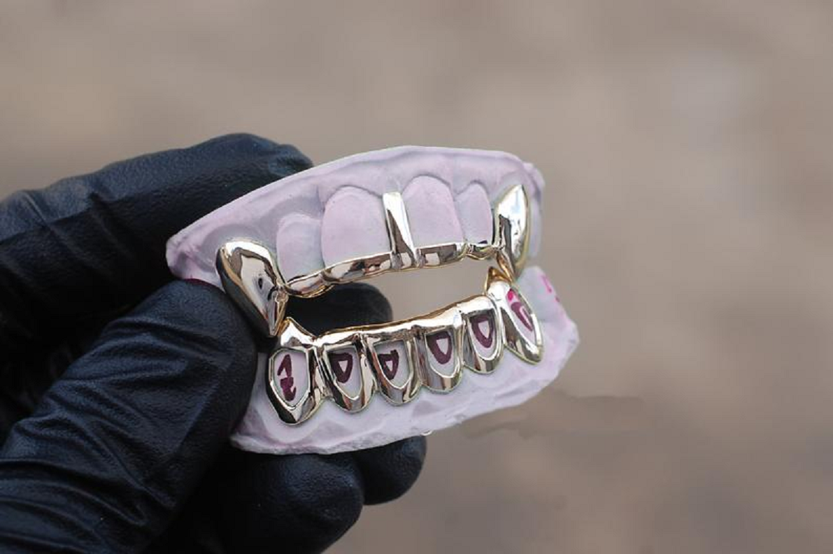 Best bling grillz 2021 14K Gold Grillz Open Face K9 Fangs Bar Style Silver Top & Bottom