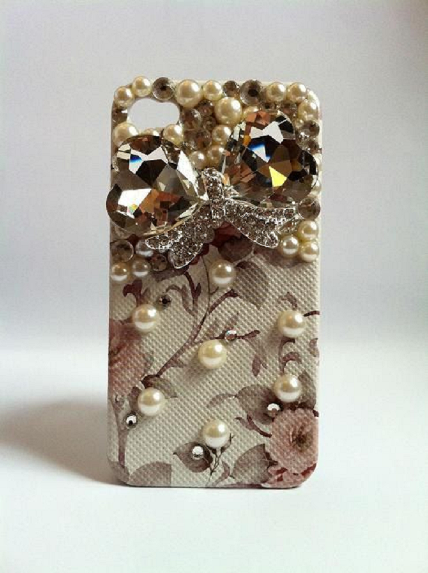 Best Cellphone Case Bling 2021:  Golden Heart Crystals with Pearls and Rhinestones Mobile Back Case