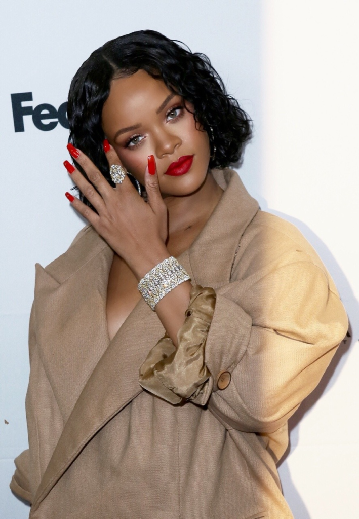 Rihanna Wearing Her Diamond Round Bracelet with Matching Ring