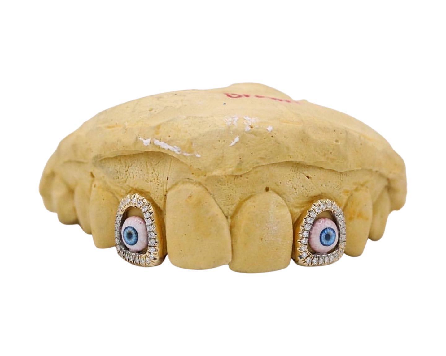 Yello Gold Upper 2 Teeth Grillz Cap Eye Design with Rhinestones