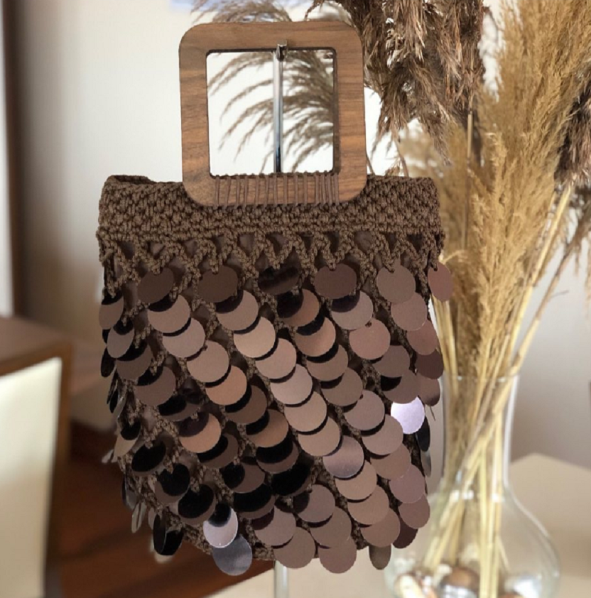 Netted Brown Handbag with Jumbo Sequins and Wooden Handles